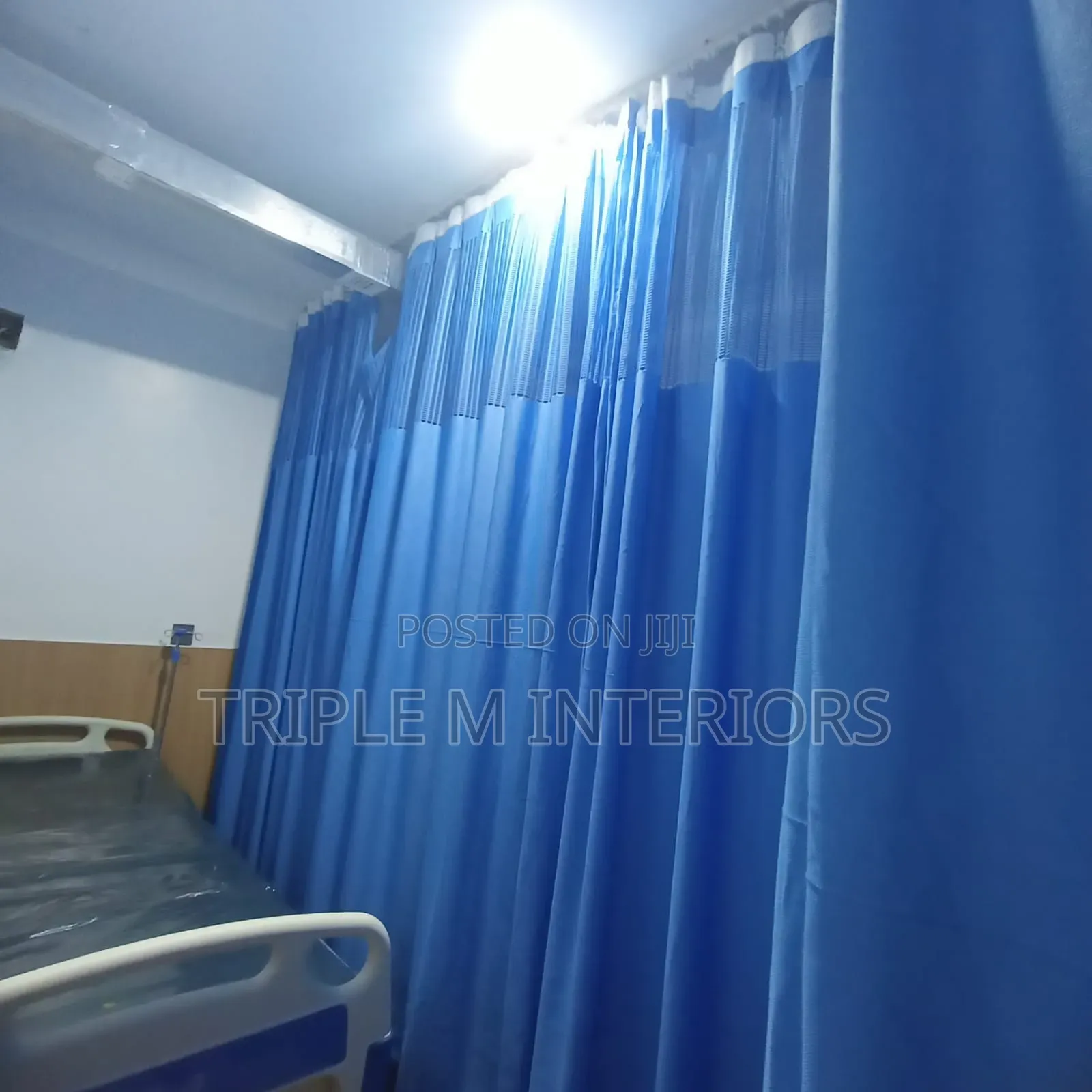 Premium Mesh-Top Hospital Cubicle Curtains – Fire Retardant