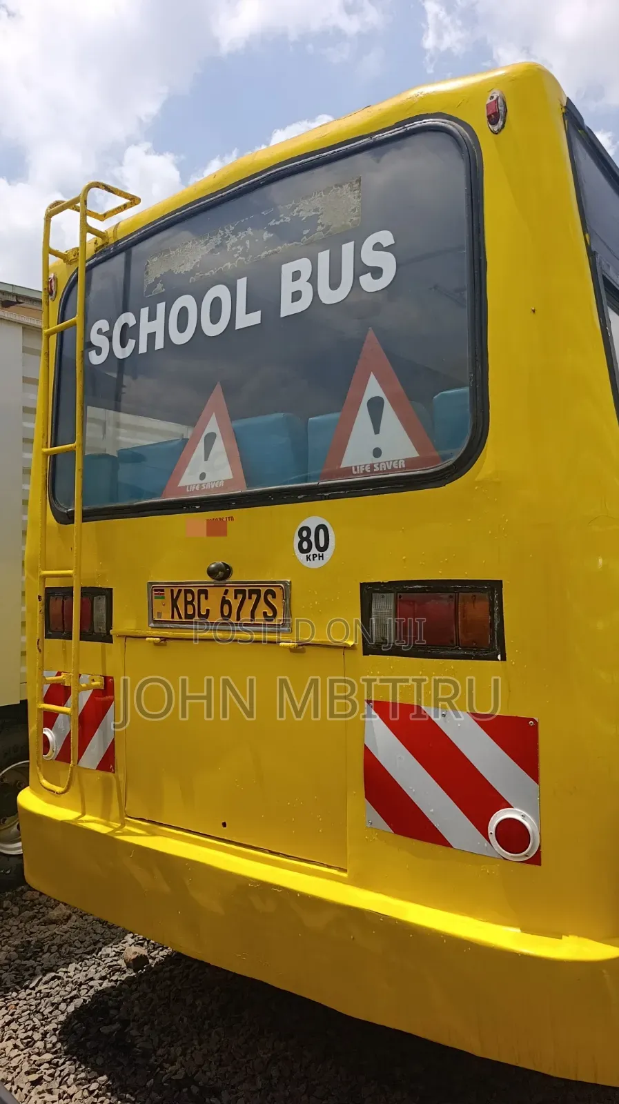 Isuzu NQR 2008 Yellow