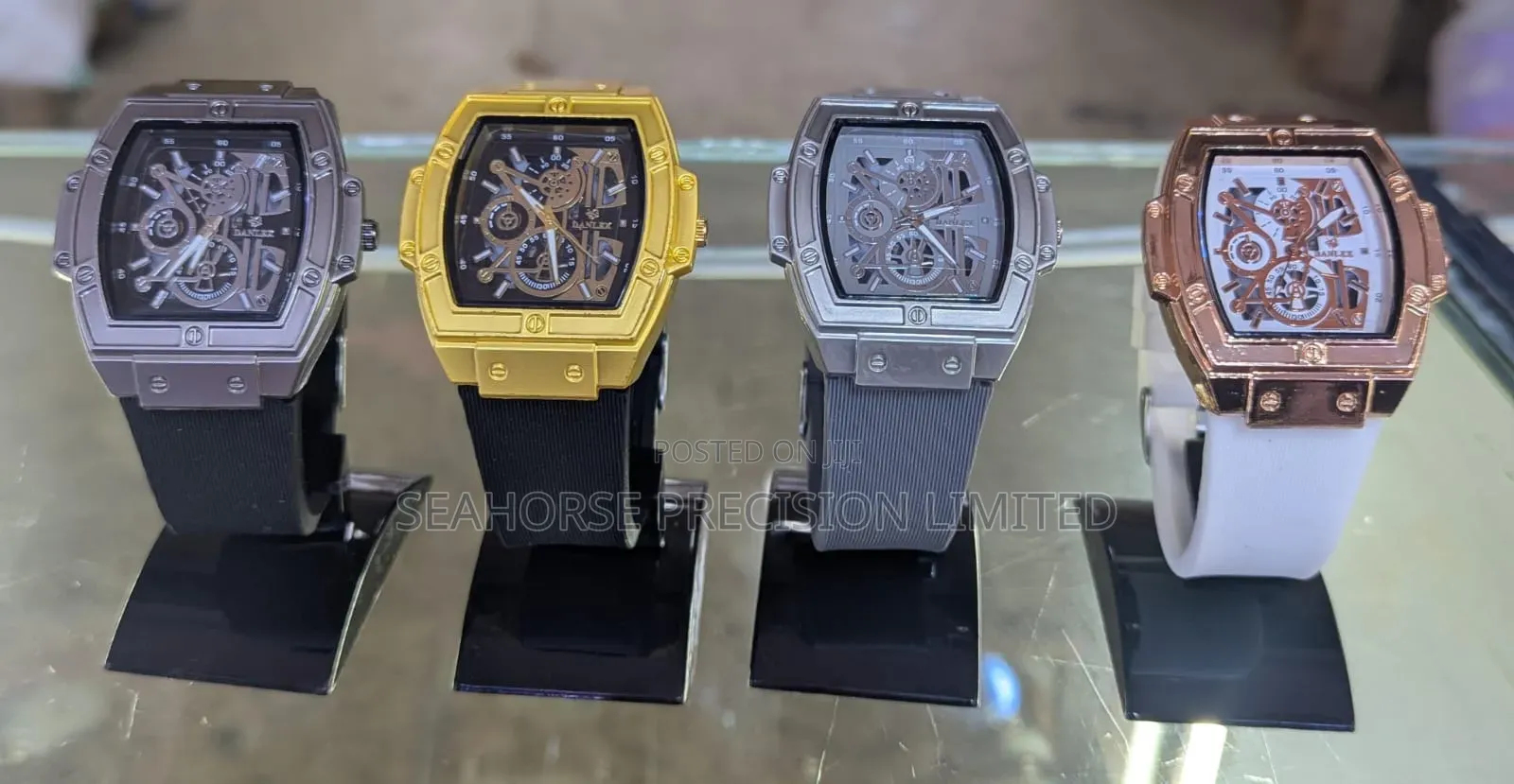 Men’s Luxury Sports Watch – Stylish Chronograph Design
