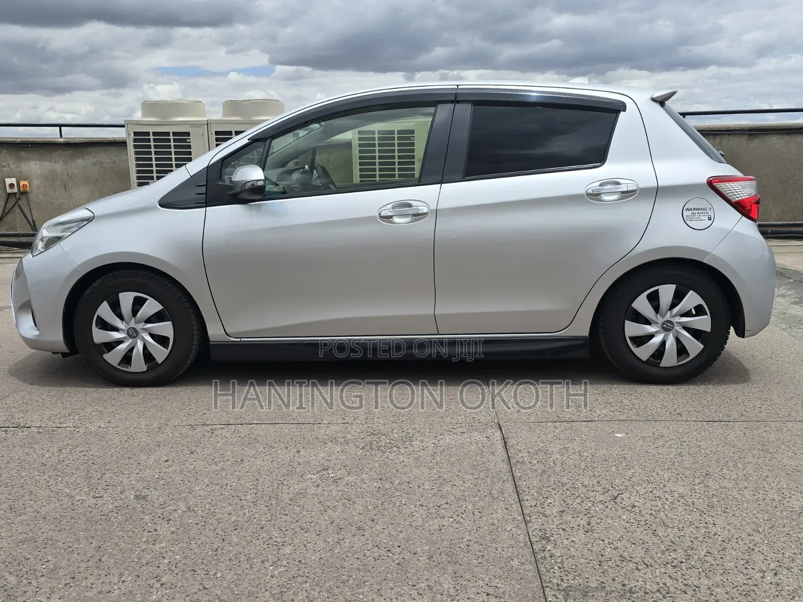 Toyota Vitz 1.0 FWD 5dr 2019 Silver