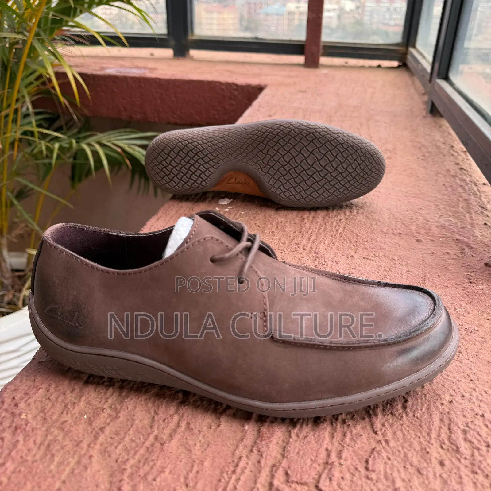 Clarks Pure Leather and Rubber Sole Casuals