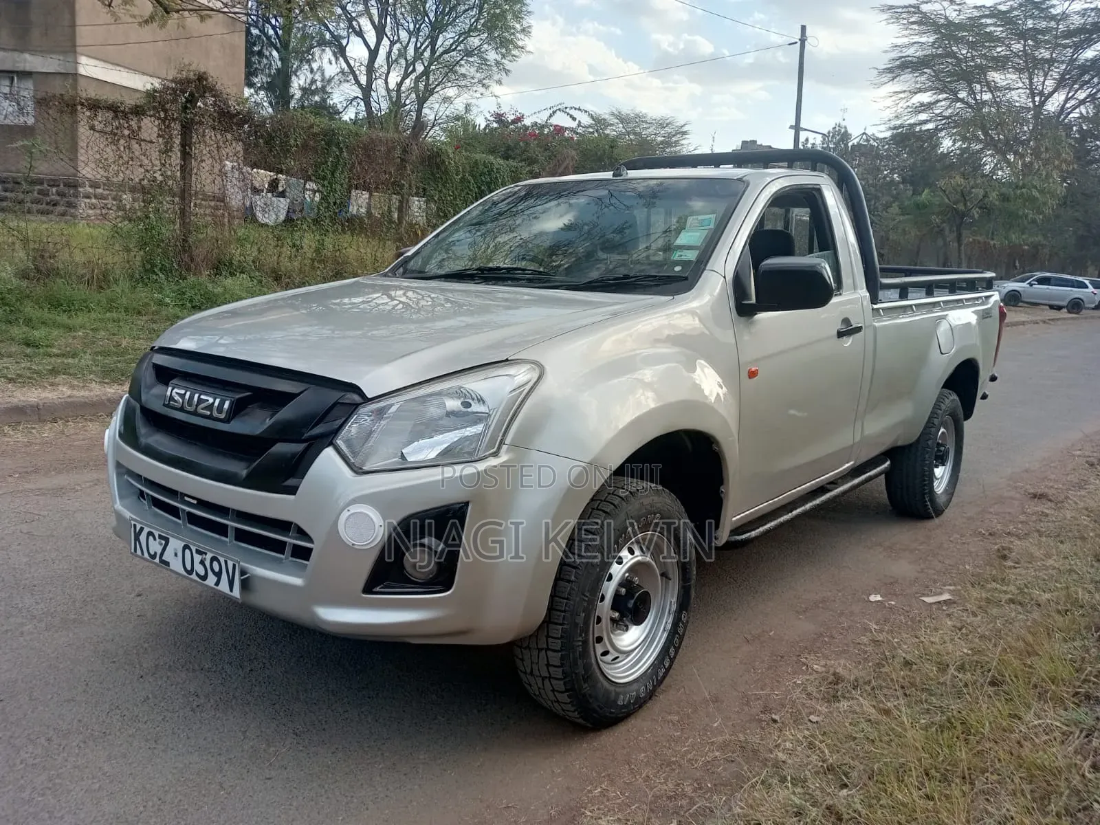 Isuzu D-MAX 2020 Gray