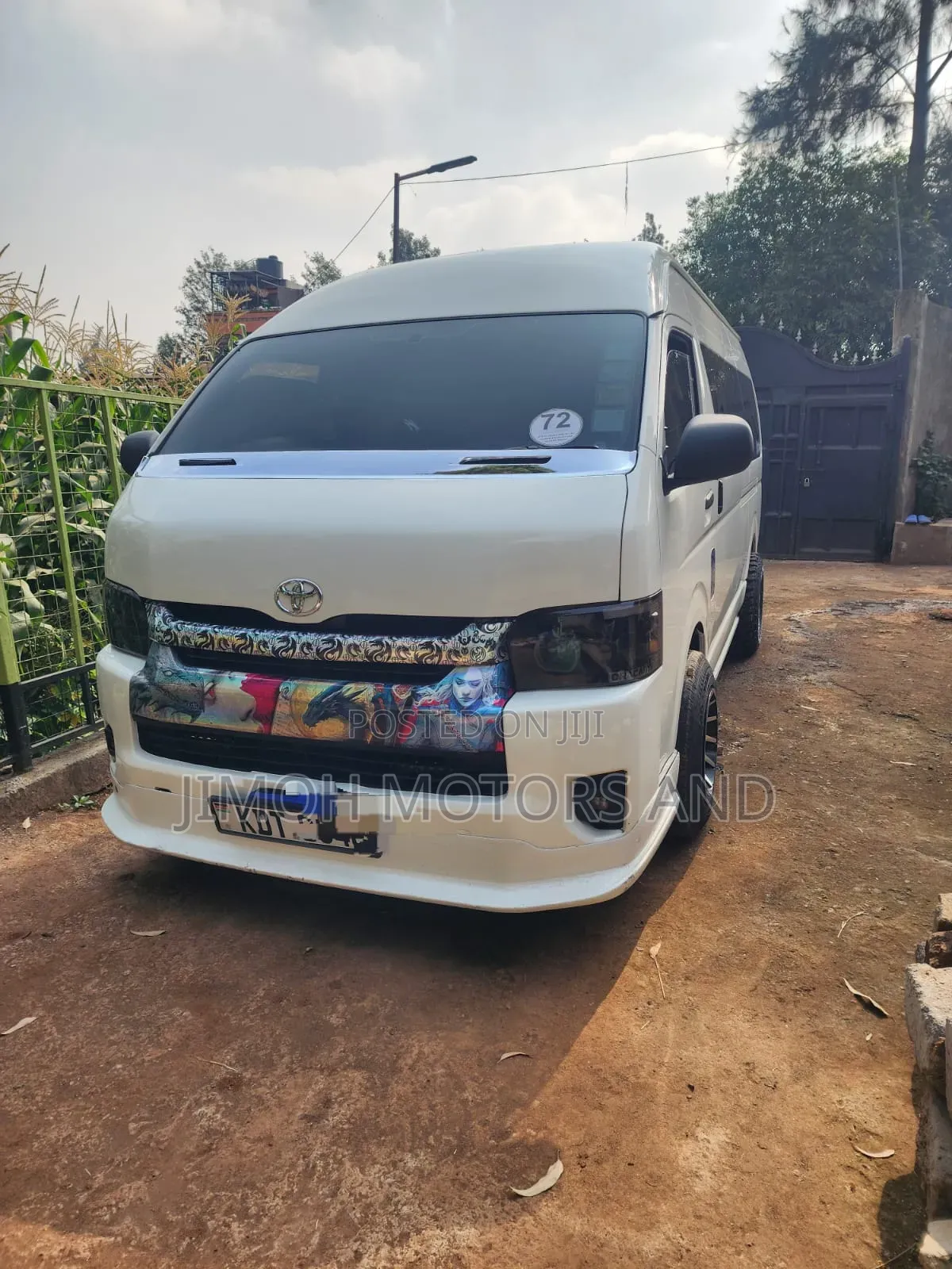 Toyota HiAce 2018 White
