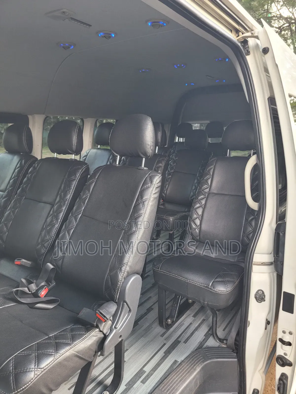 Toyota HiAce 2018 White