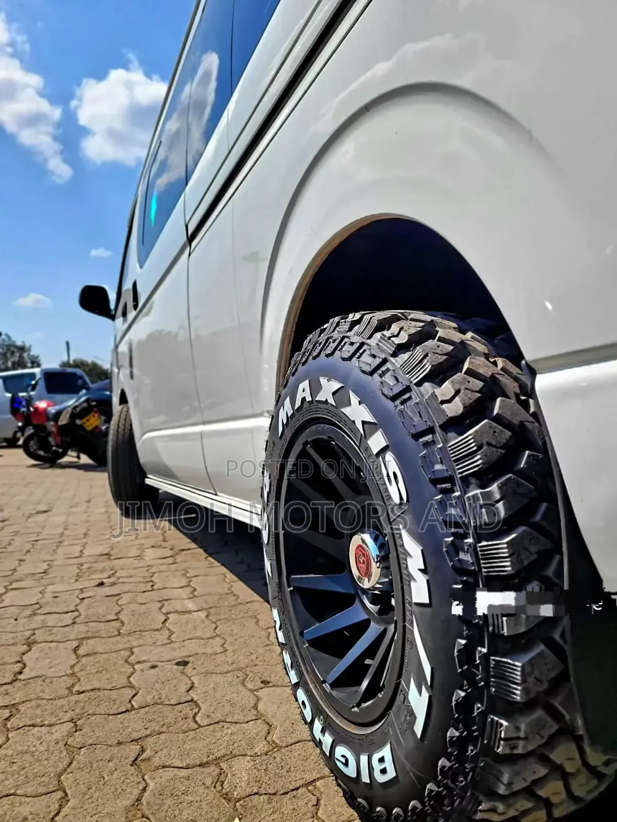 Toyota HiAce 2018 White