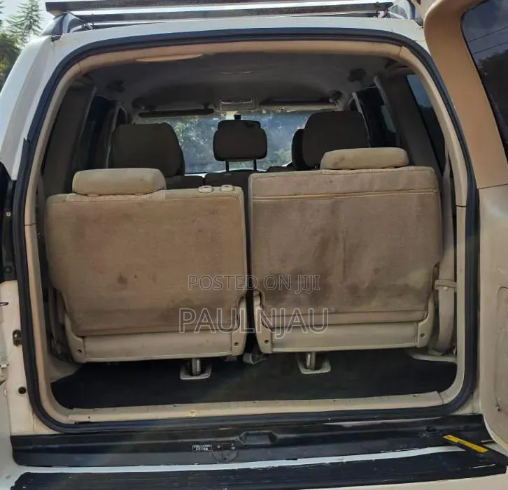 Toyota Land Cruiser Prado 2004 White