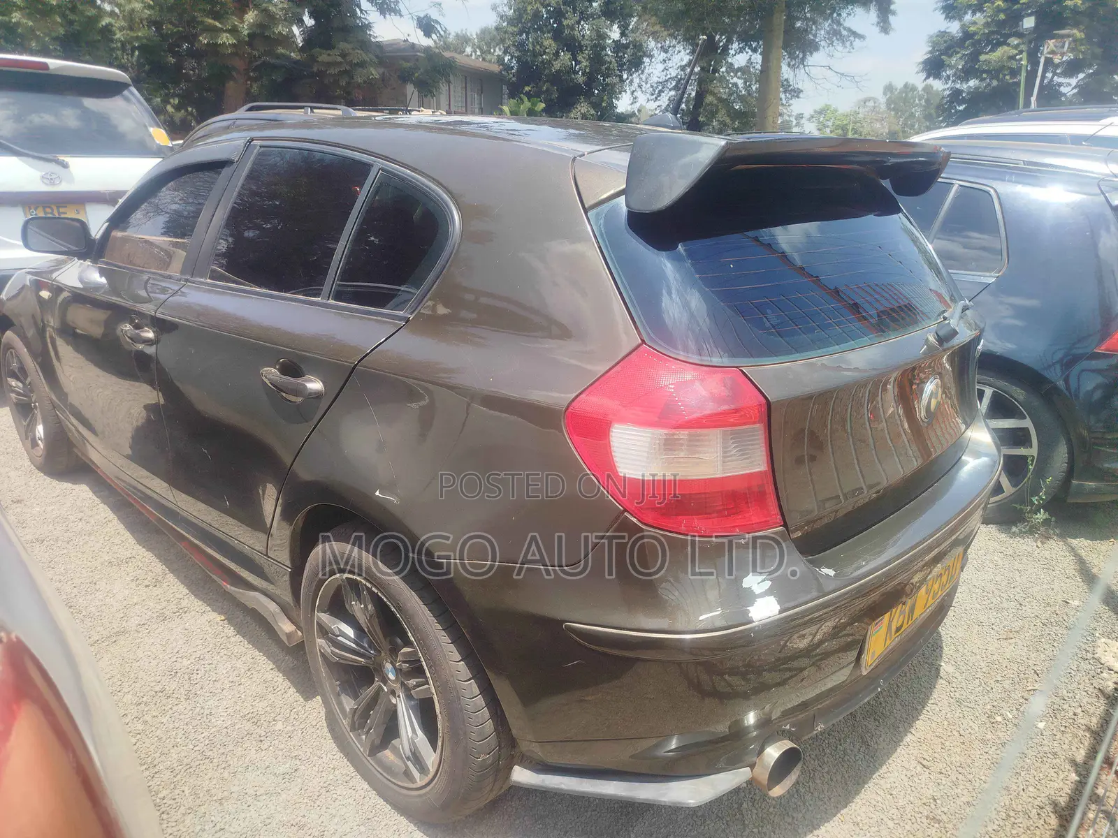 BMW 120i 2006 Brown