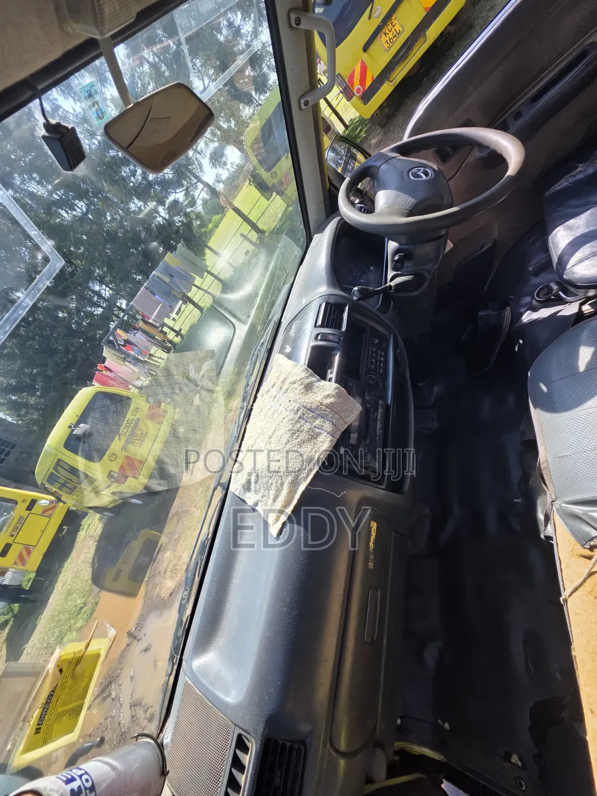 Mazda Bongo 2007 Yellow