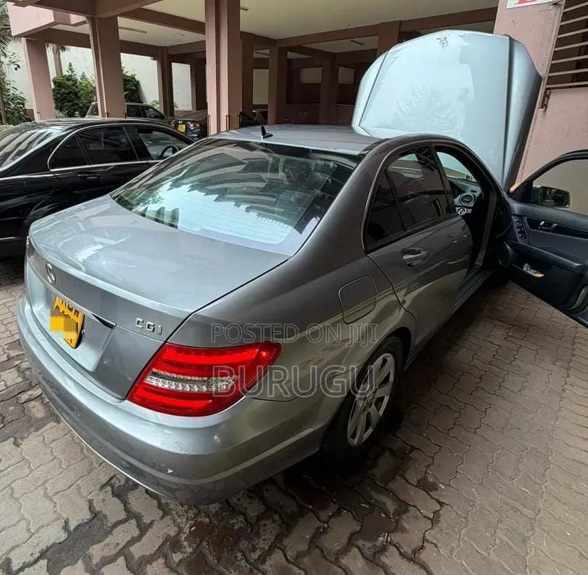 Mercedes-Benz C180 2013 Gray