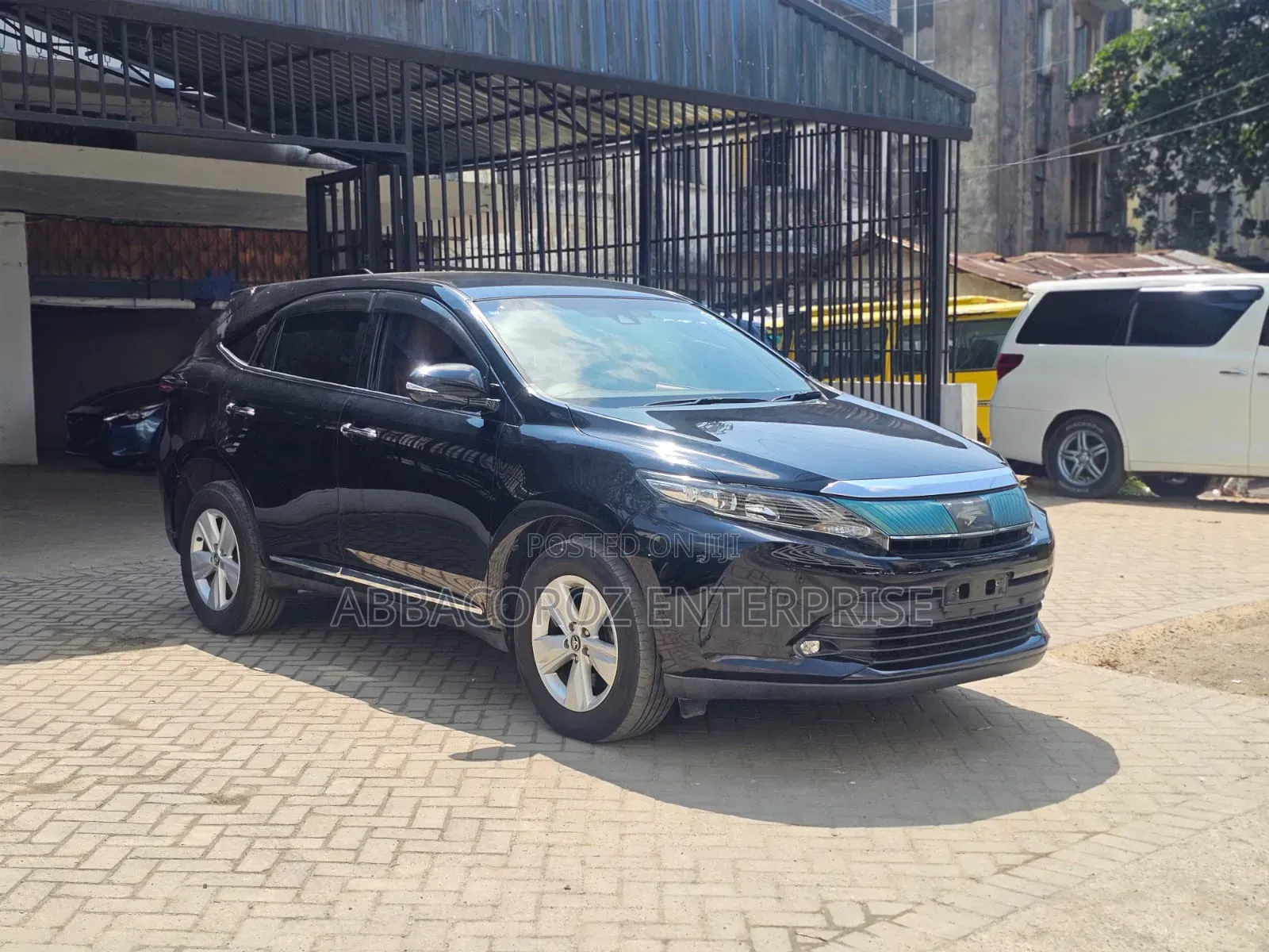 Toyota Harrier 2018 Black