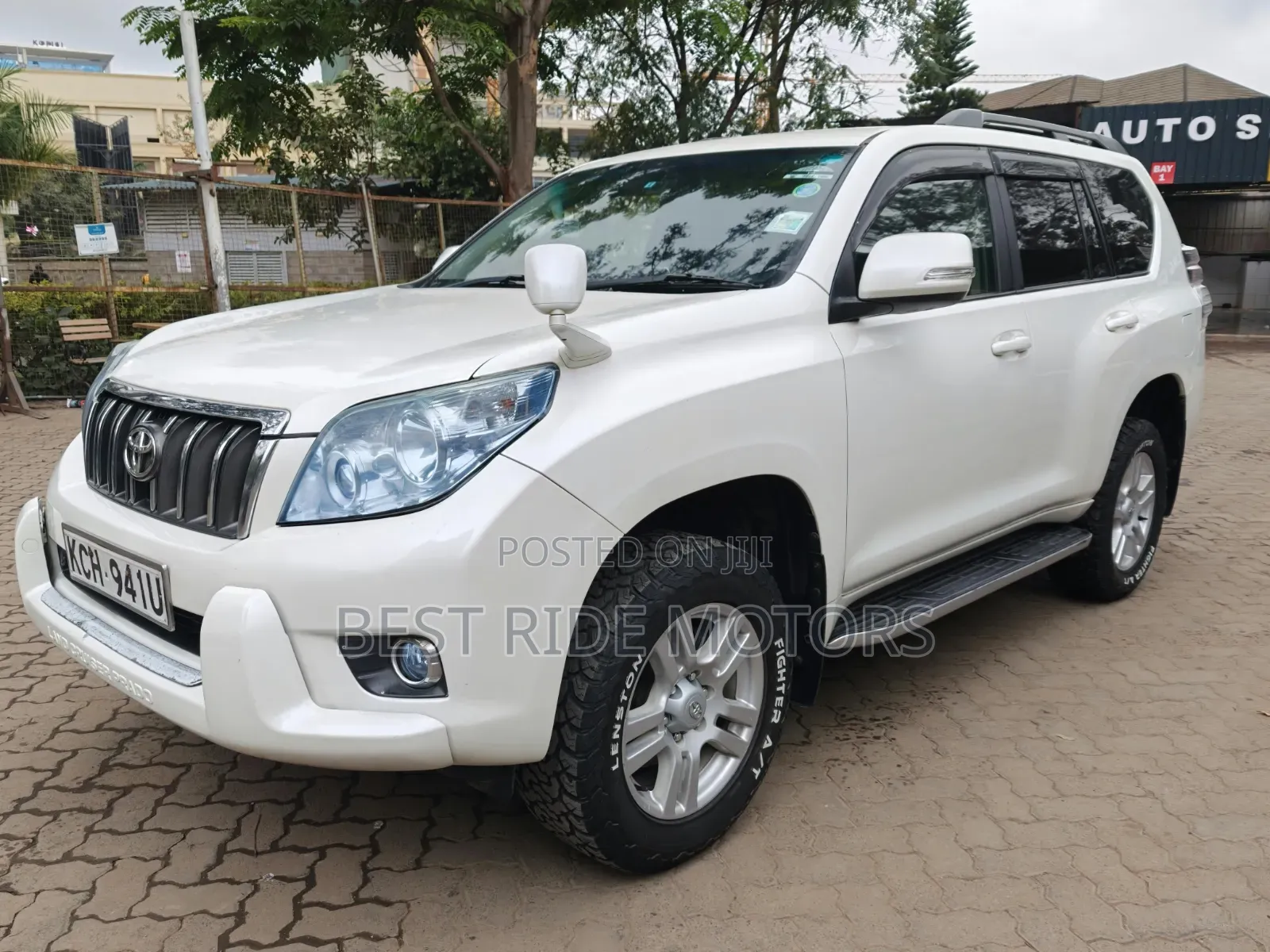 Toyota Land Cruiser Prado 4.0 Petrol TZ-G 2013 White