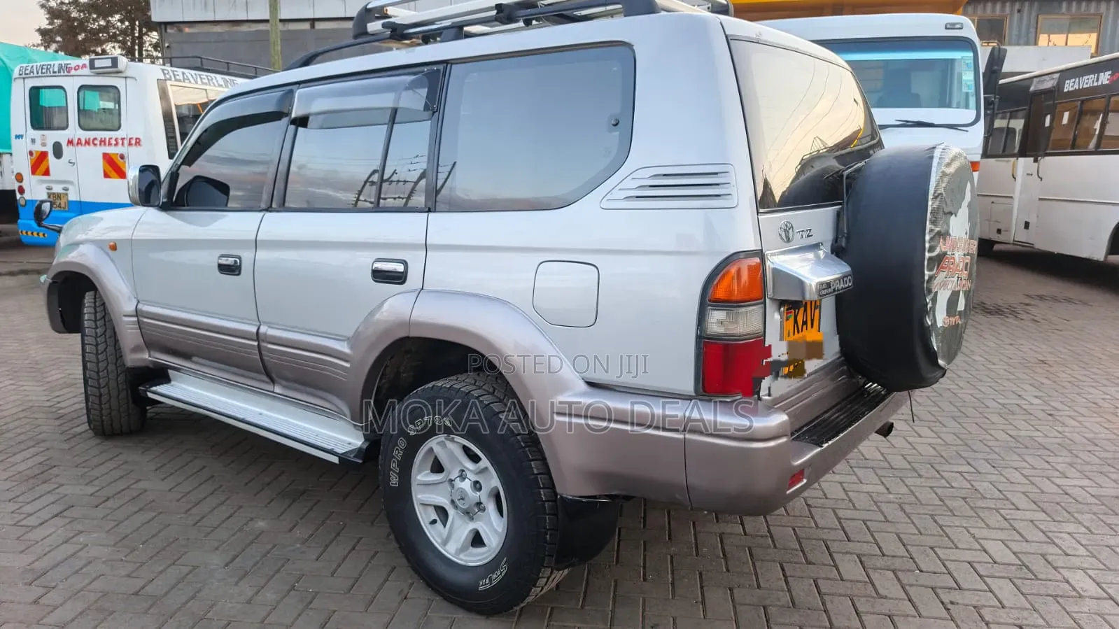 Toyota Land Cruiser 1999 Silver