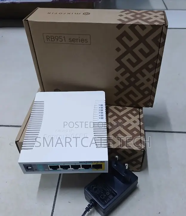 MikroTik RB951Ui-2HnD Wireless Router 5 Port 2.4GHz