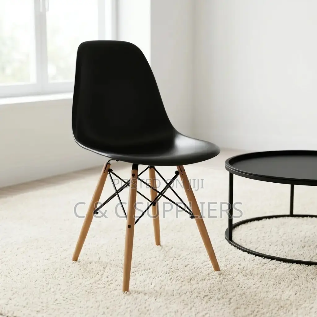 Plastic Armless Eames Dining Seat.