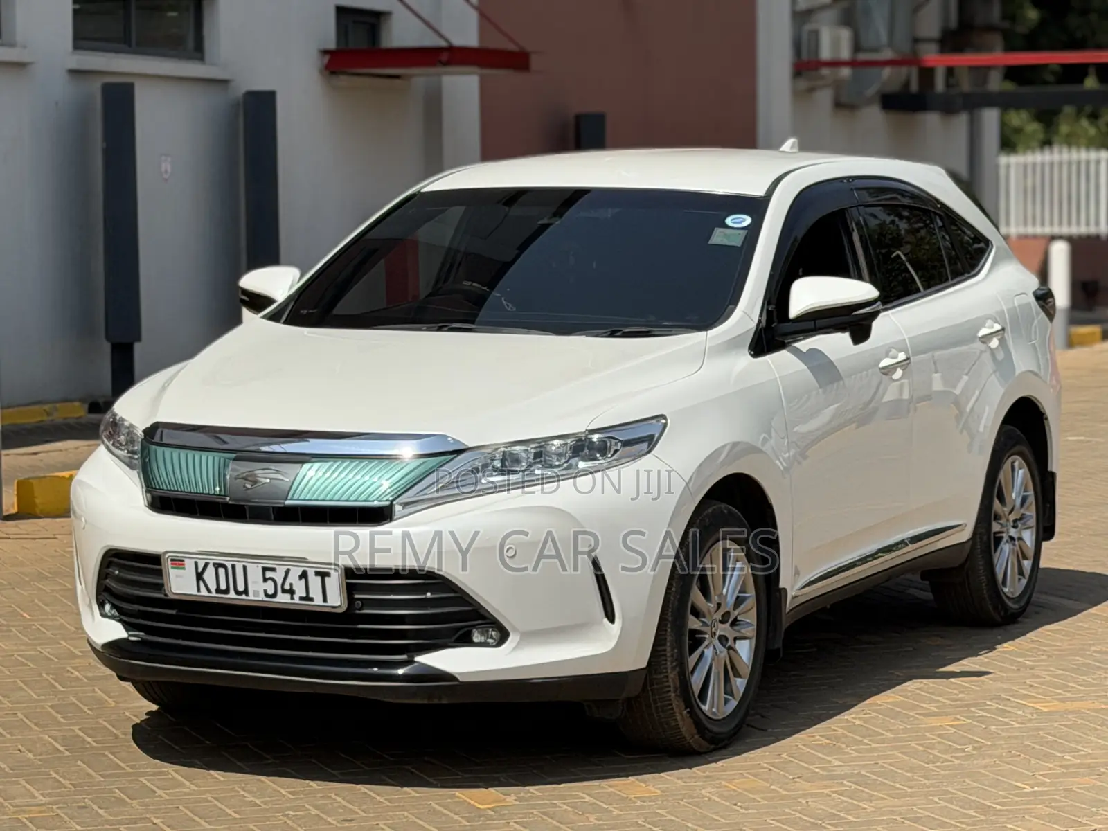 Toyota Harrier 2018 White