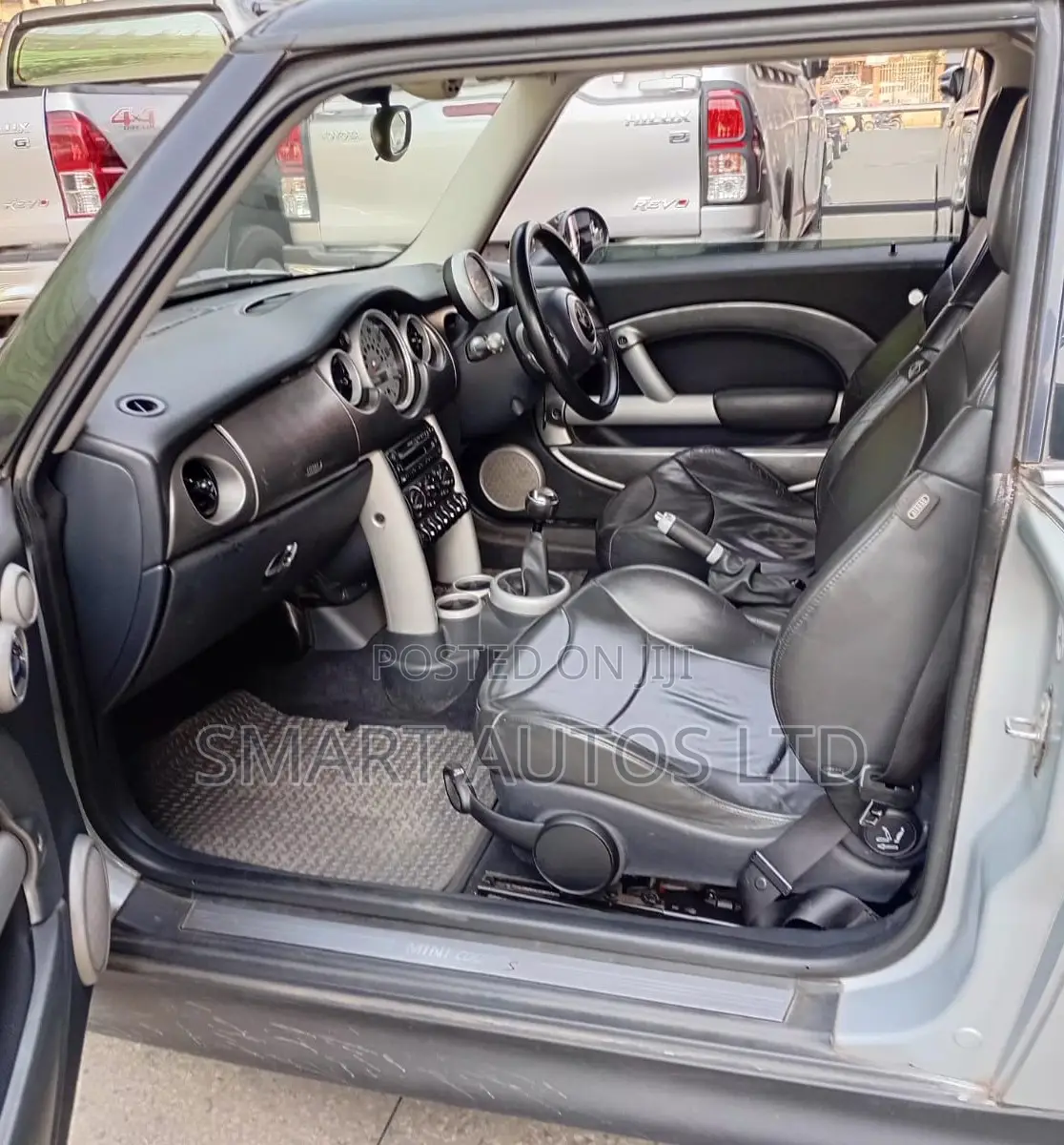 Mini Cooper Base 2003 Silver