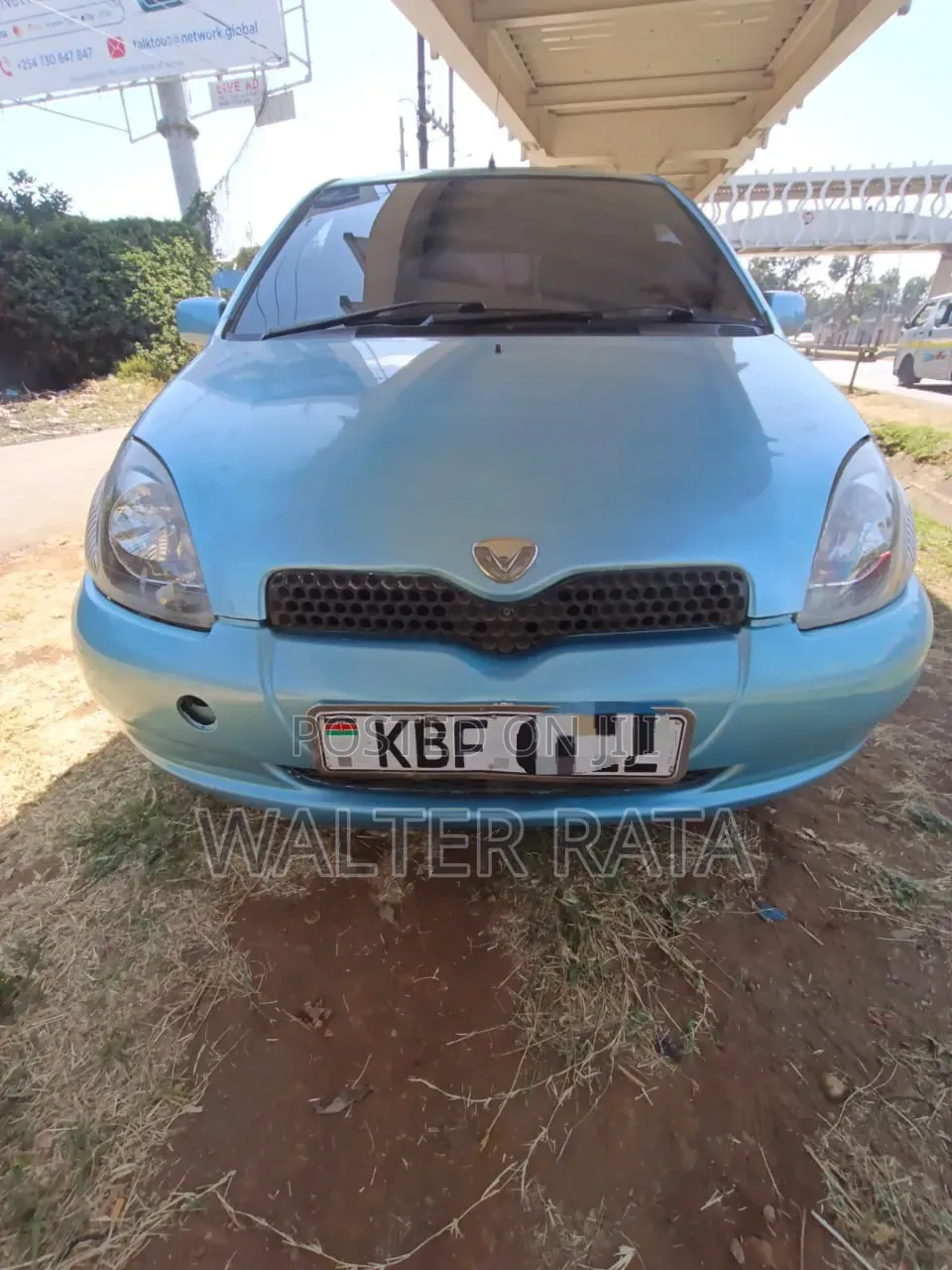 Toyota Vitz 2001 Blue