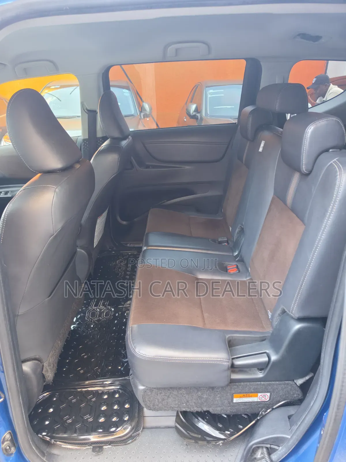 Toyota Sienta 2019 Blue