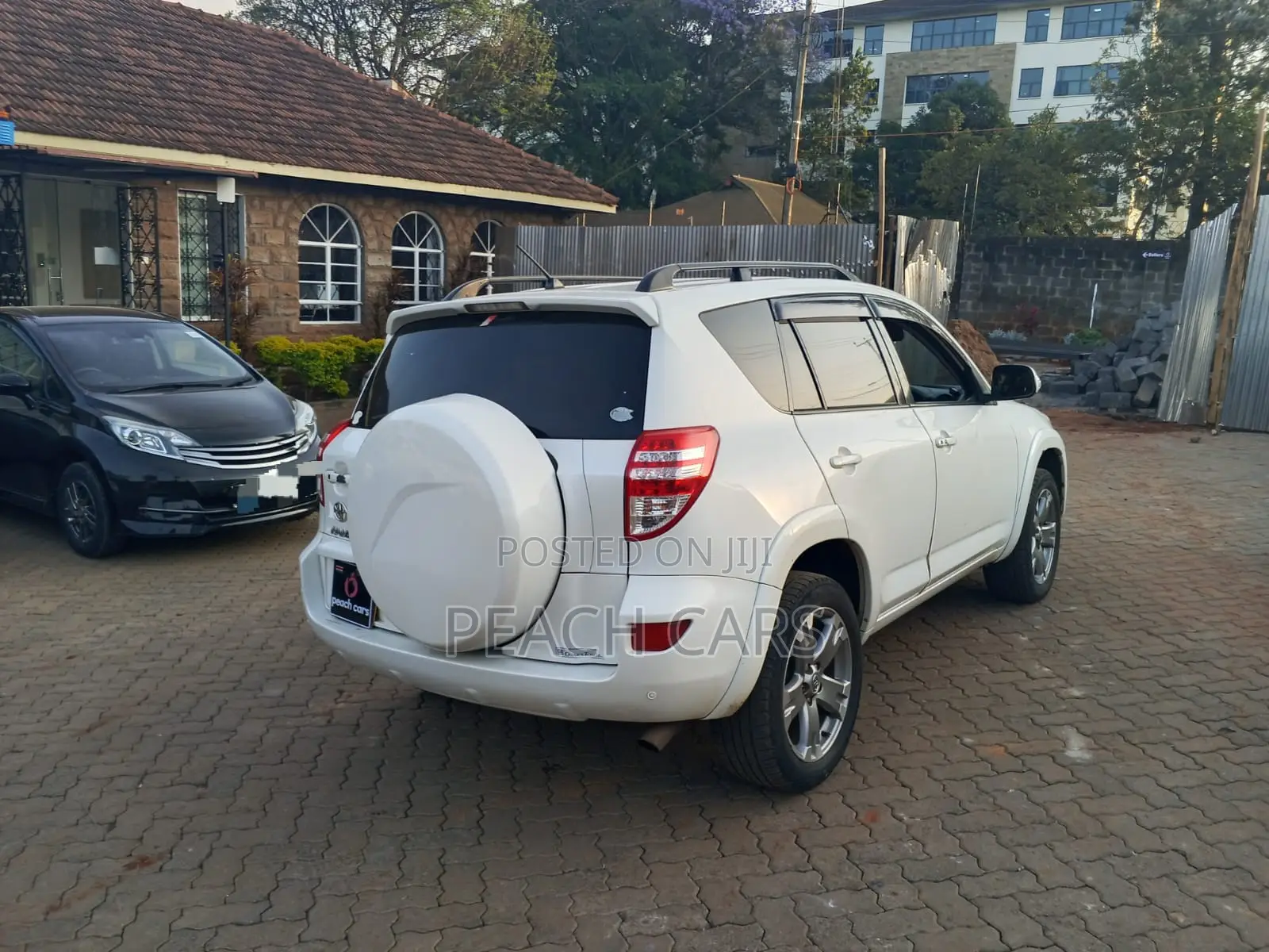 Toyota RAV4 2009 White