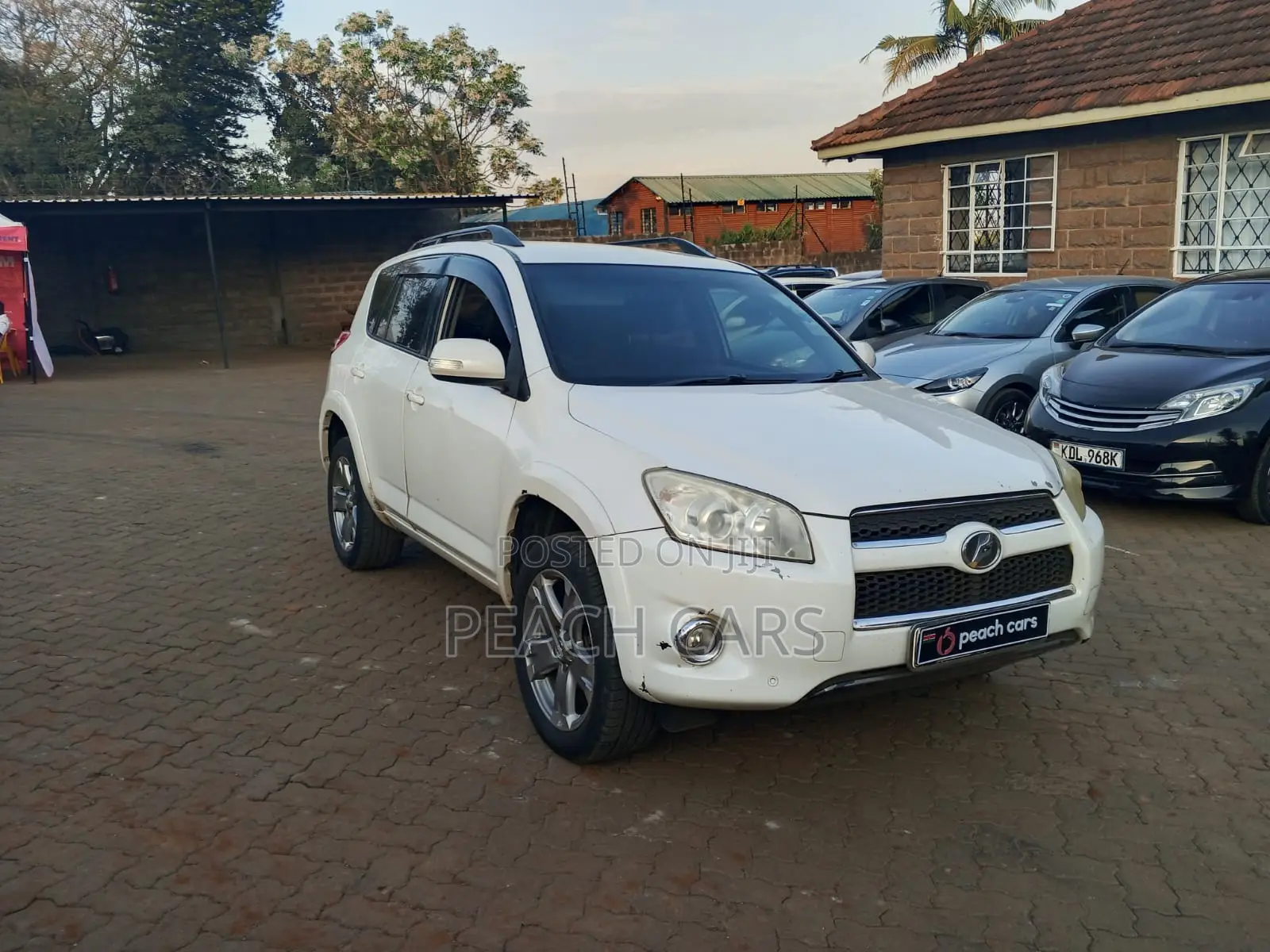 Toyota RAV4 2009 White