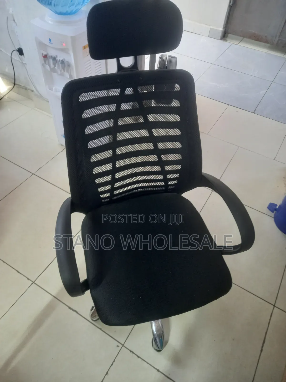 Black Office Chair With Head Rest