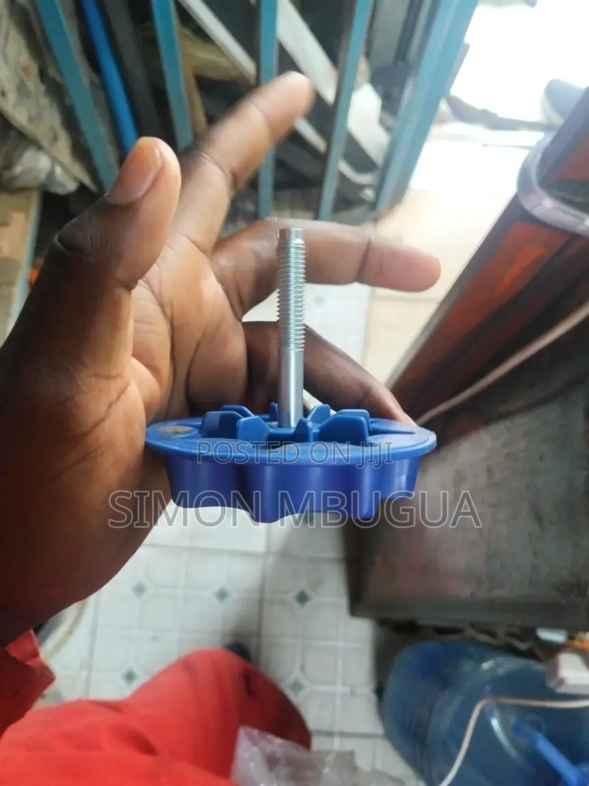 Space Saver Spare Wheel Retainer