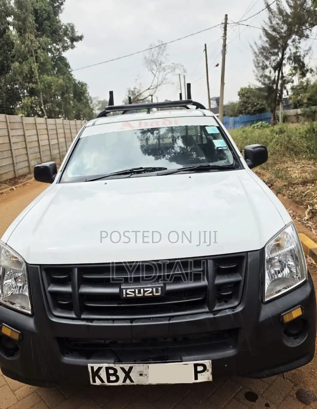 Isuzu D-MAX 2012 White