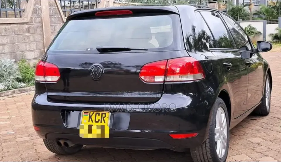 Volkswagen Golf 2011 Black