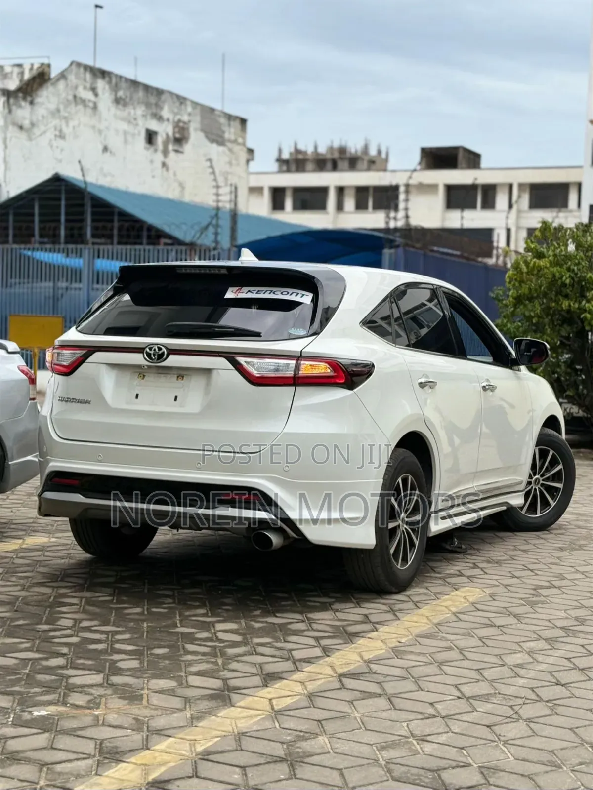 Toyota Harrier 2019 Off white