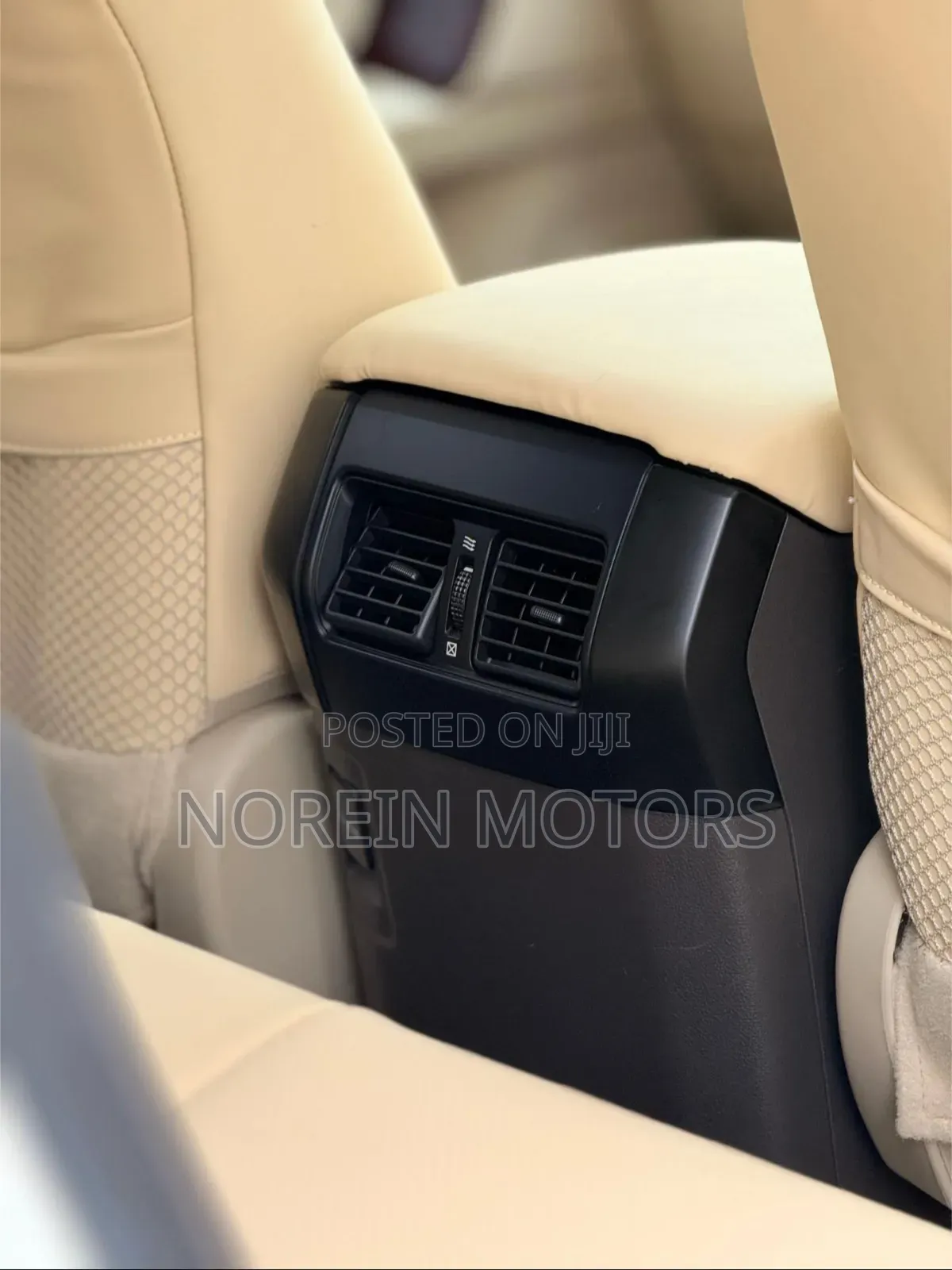 Toyota Land Cruiser Prado 2019 Off white