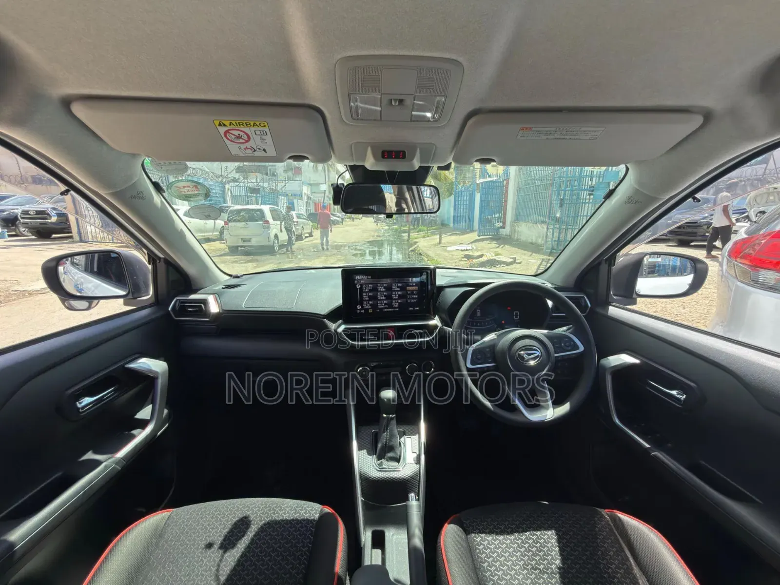 Daihatsu Rocky 2020 White