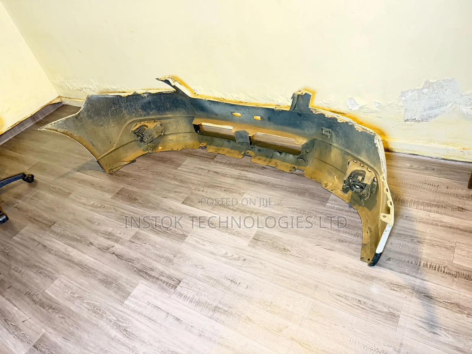 Subaru Outback Br9 2011 Bumper With Fog Lights