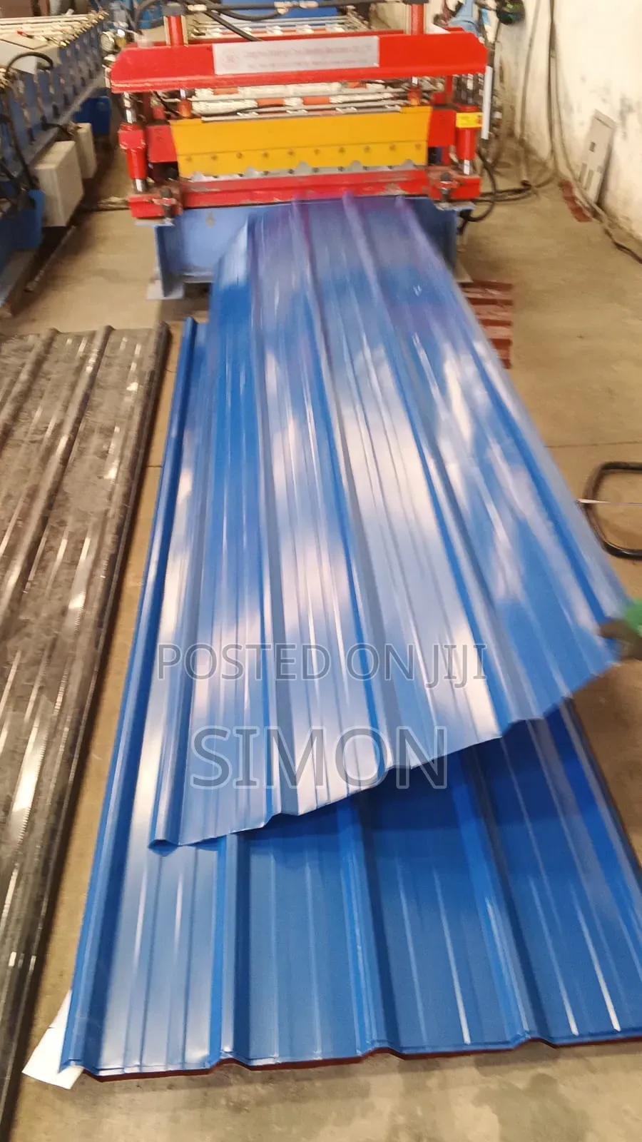 Box Profile Glossy Finish G30 470 Per Meter