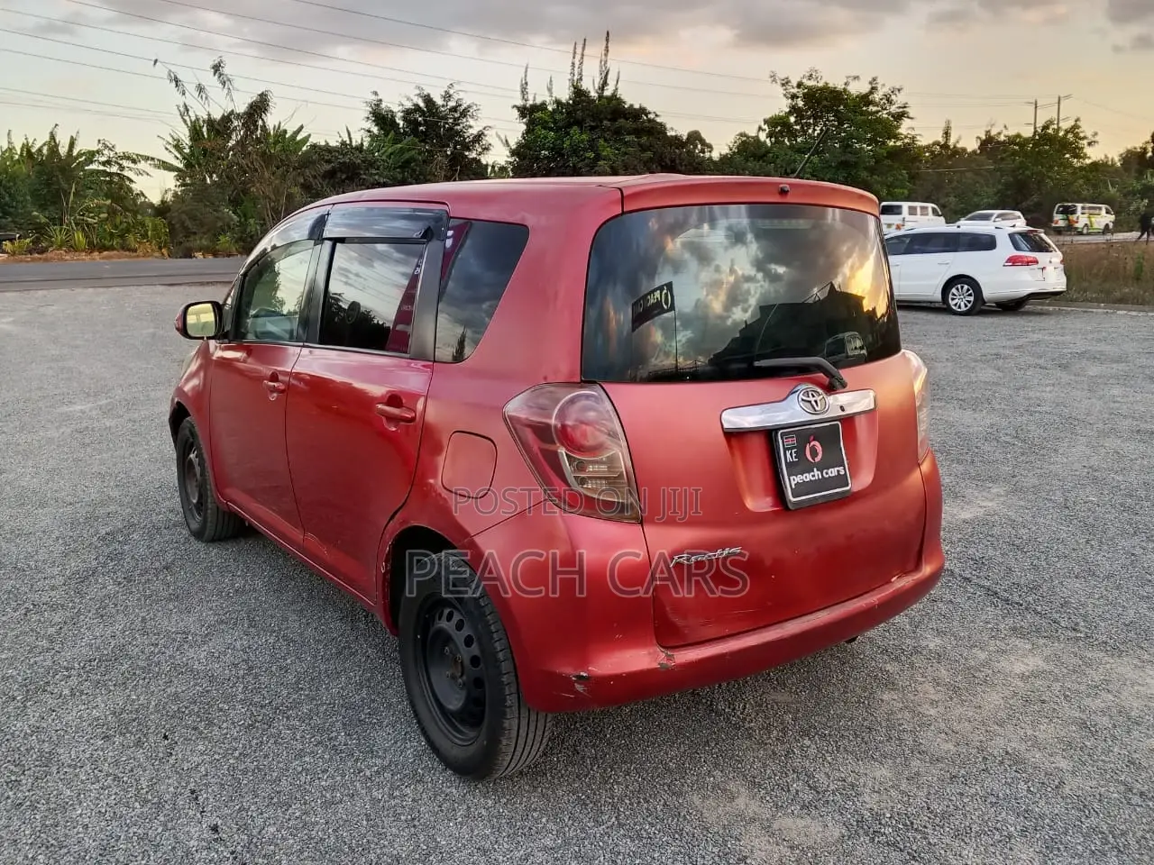 Toyota Ractis 2008 Red