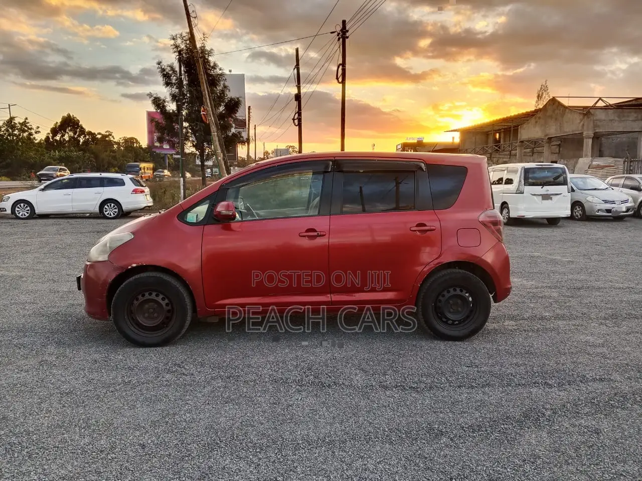 Toyota Ractis 2008 Red