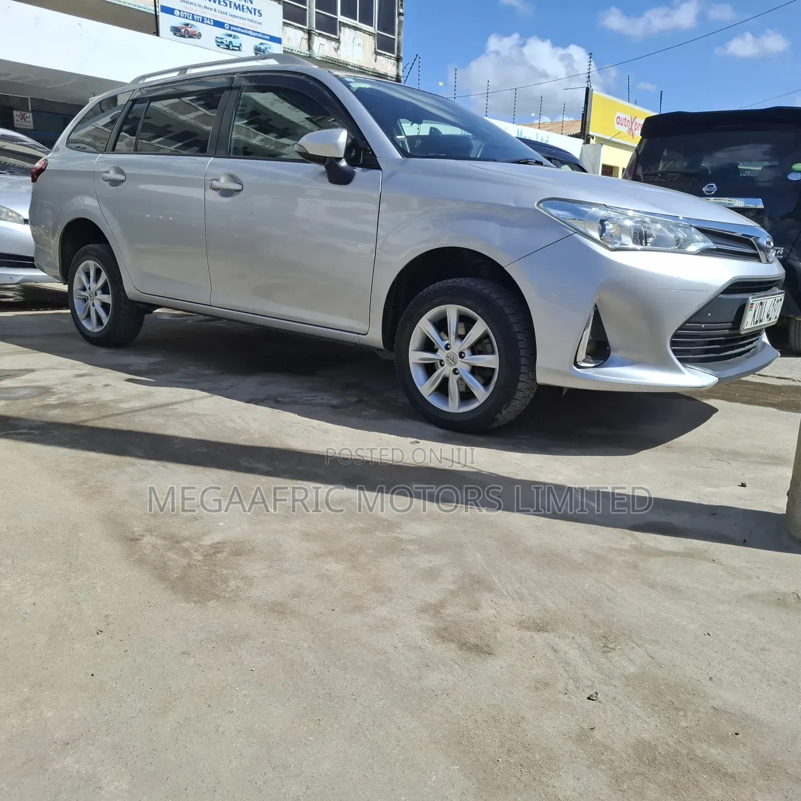 Toyota Corolla Fielder 1.5 Petrol FWD 2018 Silver