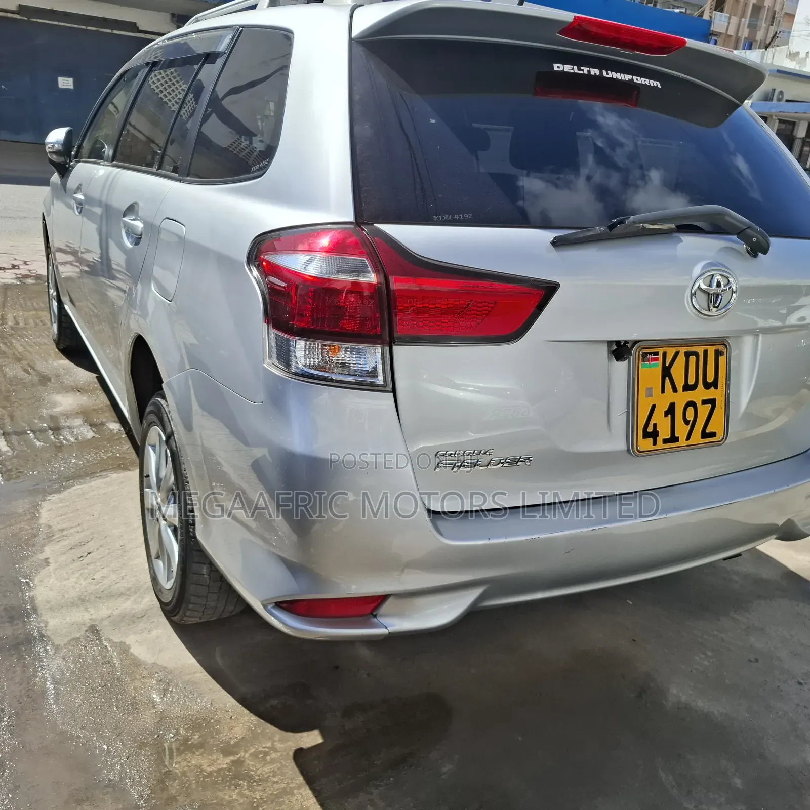 Toyota Corolla Fielder 1.5 Petrol FWD 2018 Silver