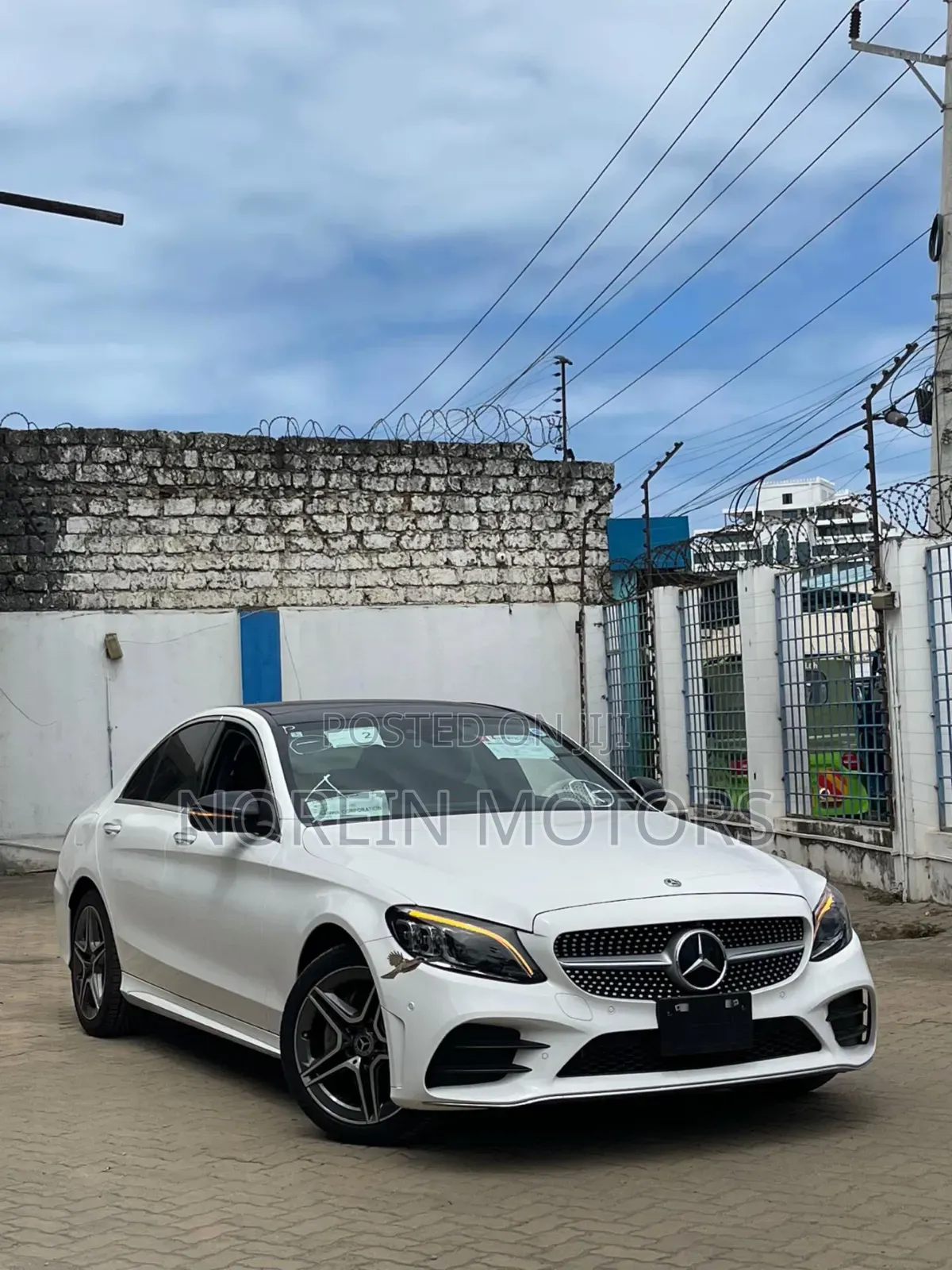Mercedes-Benz C200 2019 White