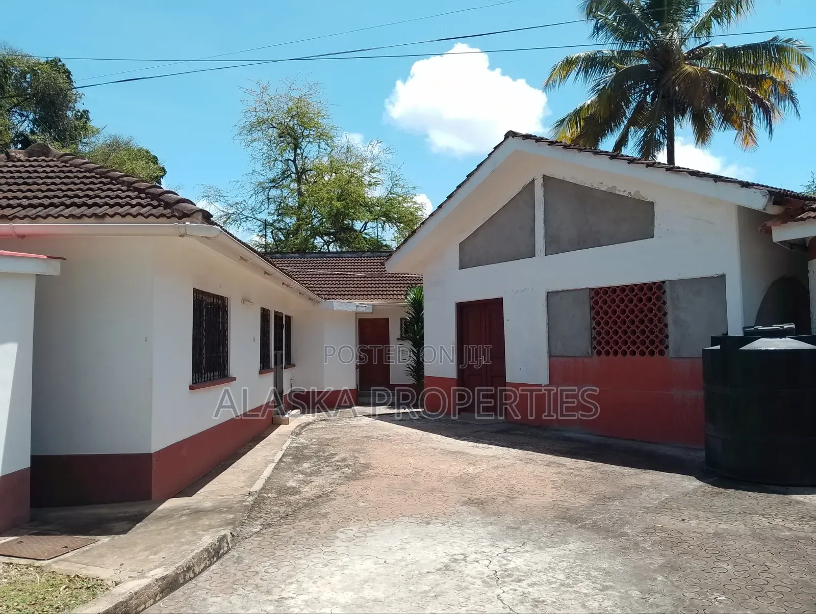 6bdrm Bungalow in Nyali Estate for sale
