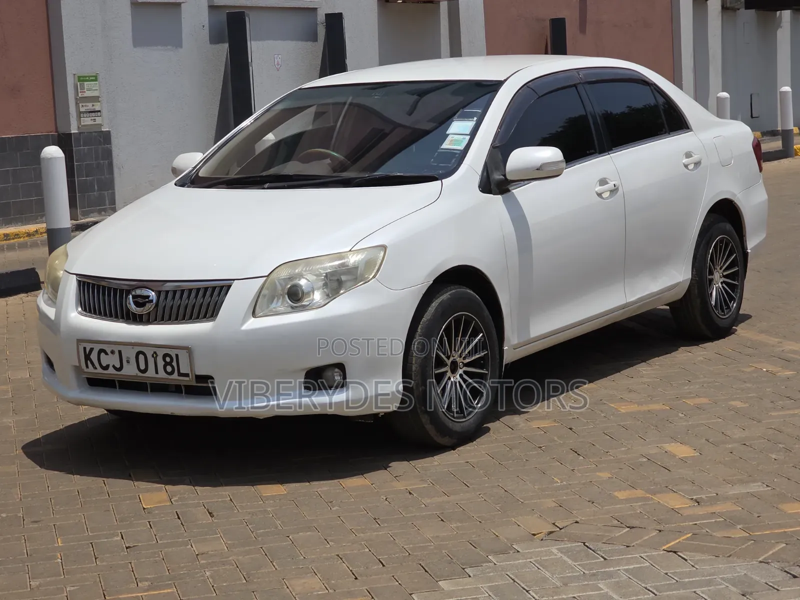 Toyota Axio 2009 White