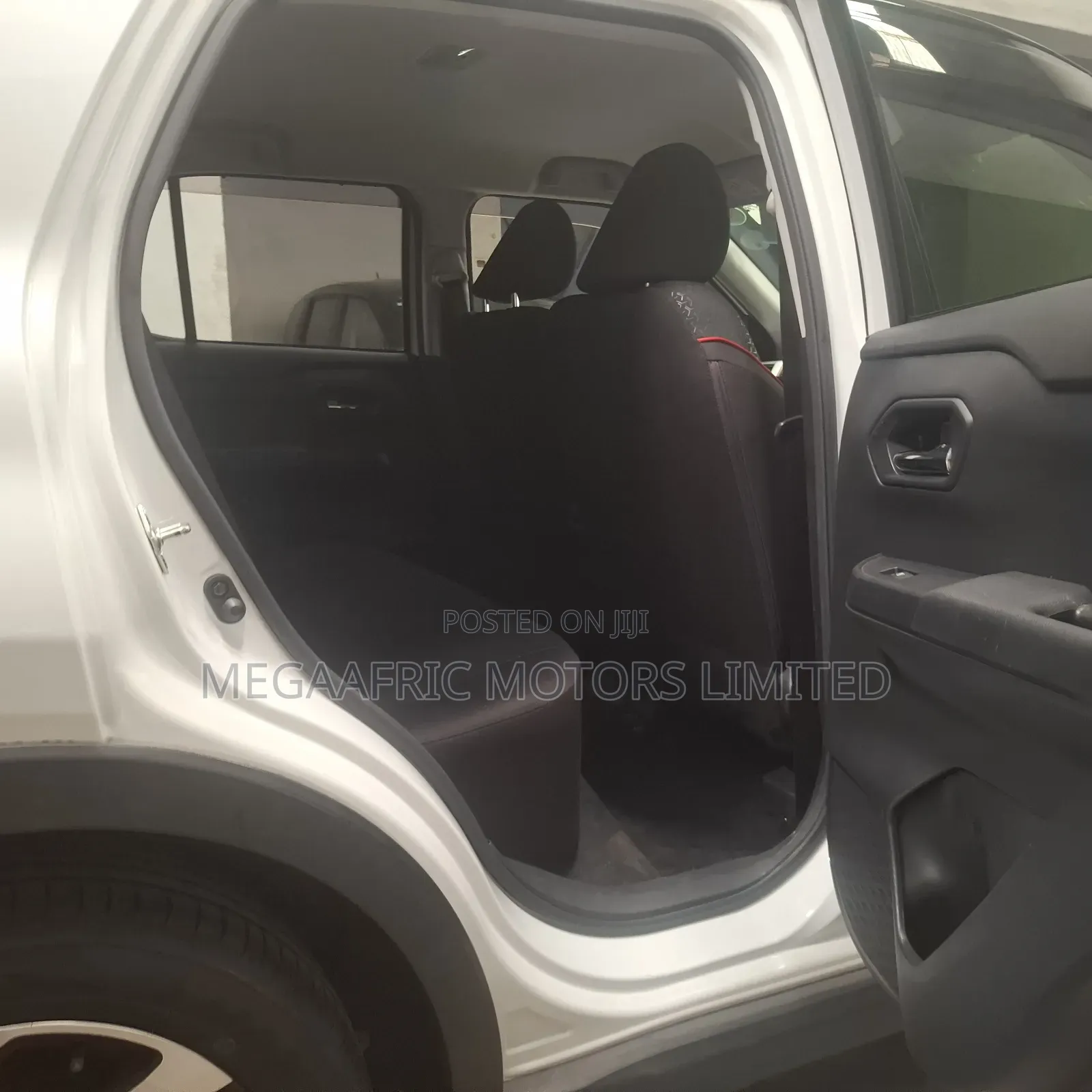 Toyota Raize 1.0 AWD 2020 White