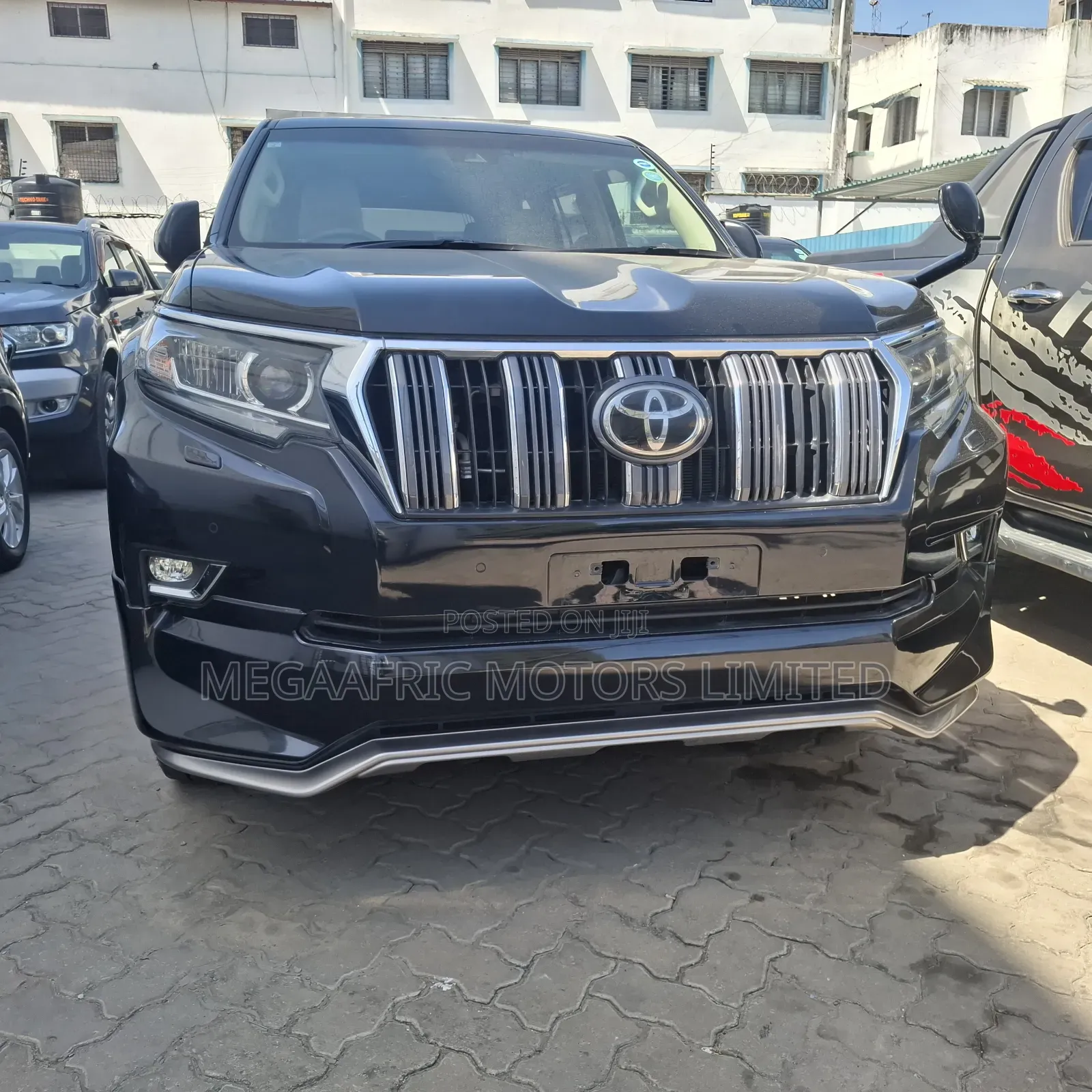 Toyota Land Cruiser Prado 2.8 2019 Black