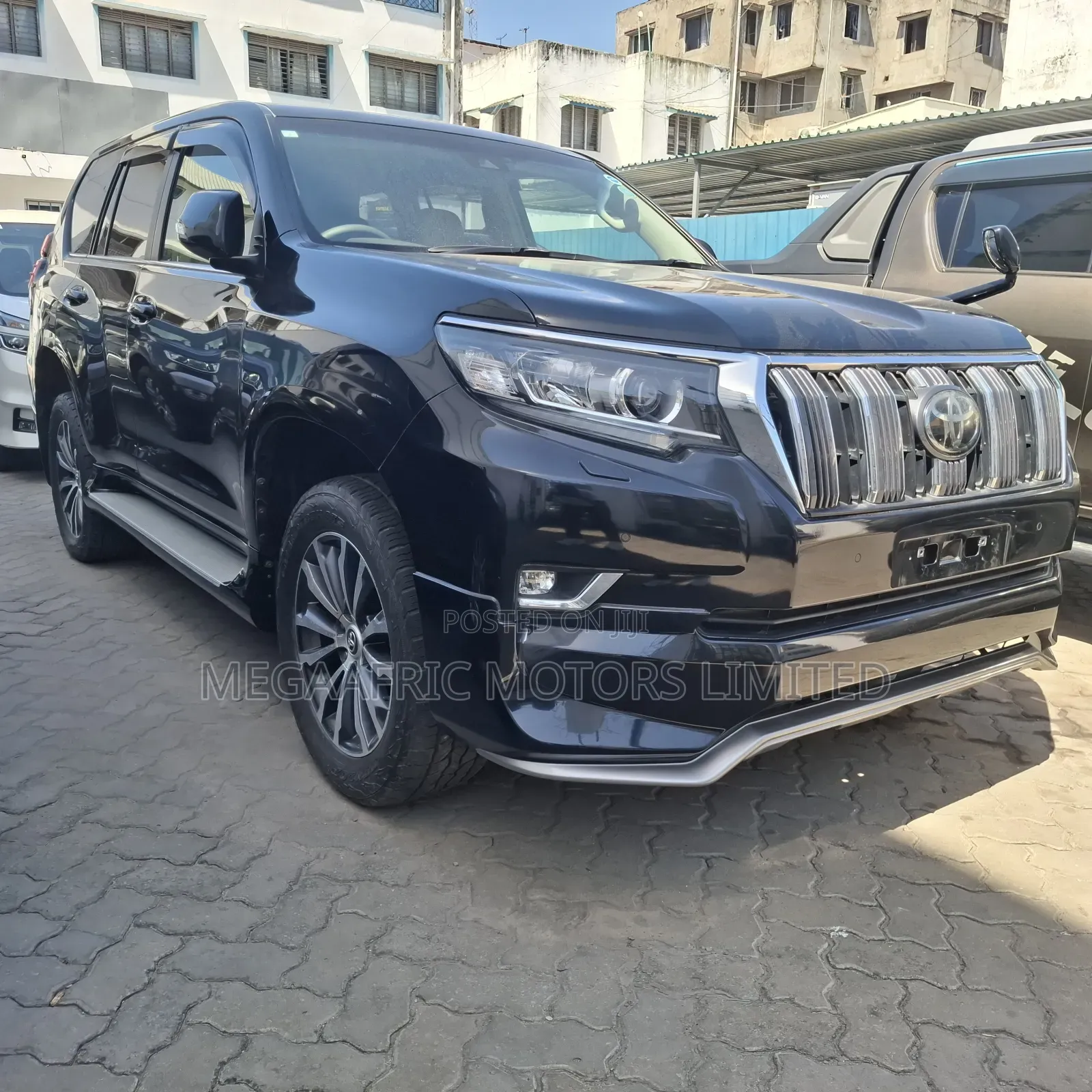 Toyota Land Cruiser Prado 2.8 2019 Black