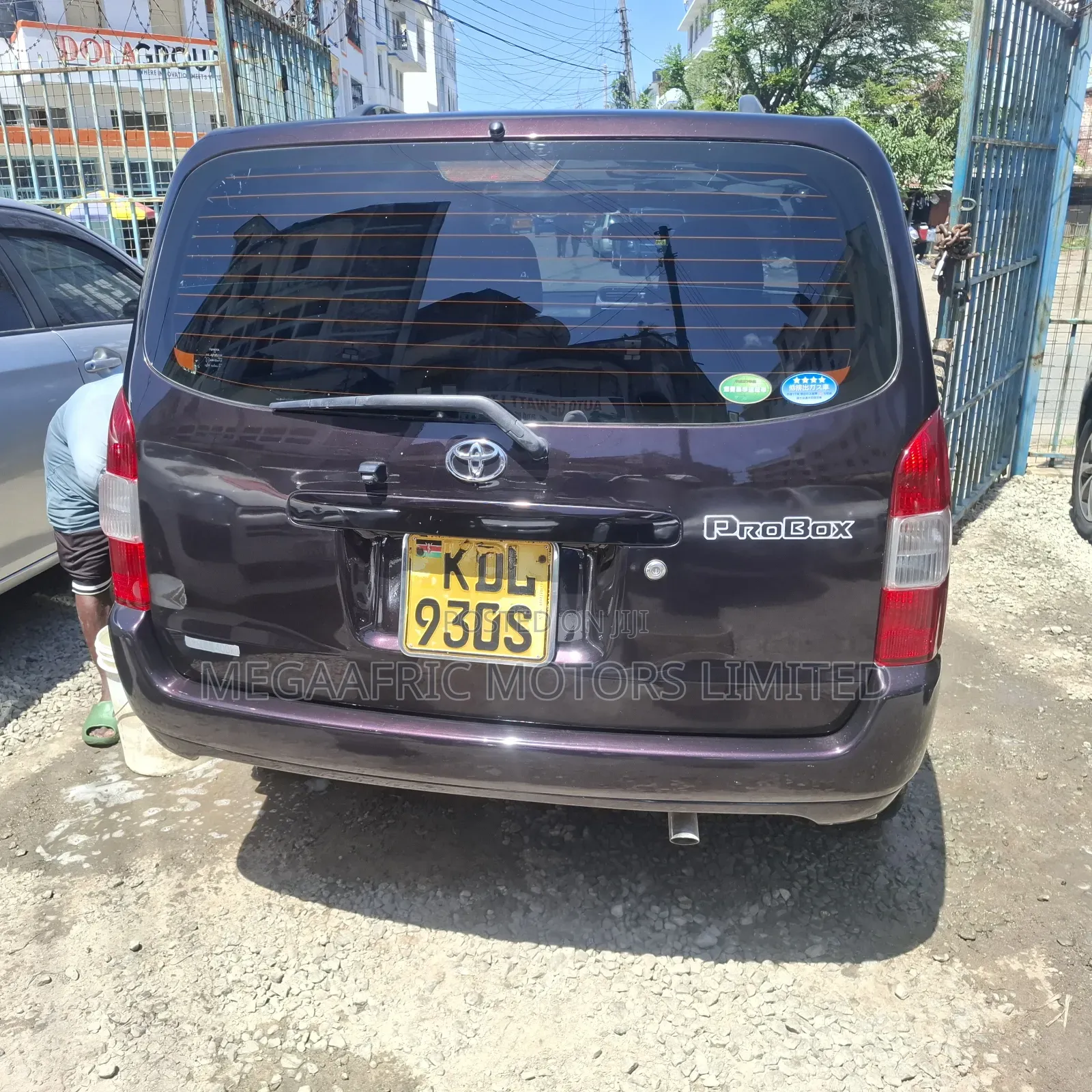 Toyota Probox 1.5 DX Comfort 2WD 2017 Maroon