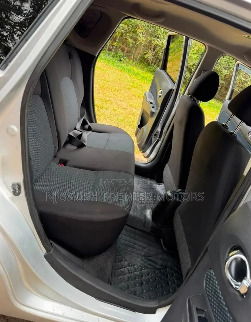 Nissan Note 2012 Silver