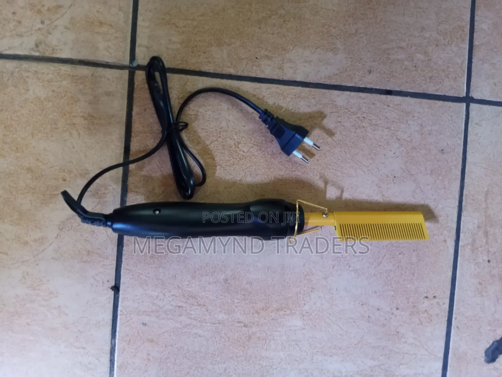 Electric Hot Comb / Pressing Comb / Hot Comb