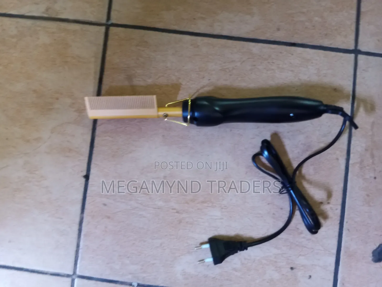 Electric Hot Comb / Pressing Comb / Hot Comb