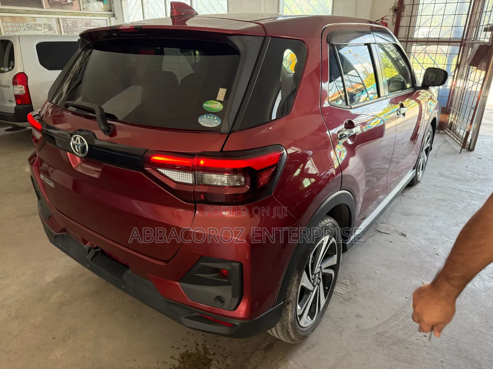 Toyota Raize 2021 Maroon