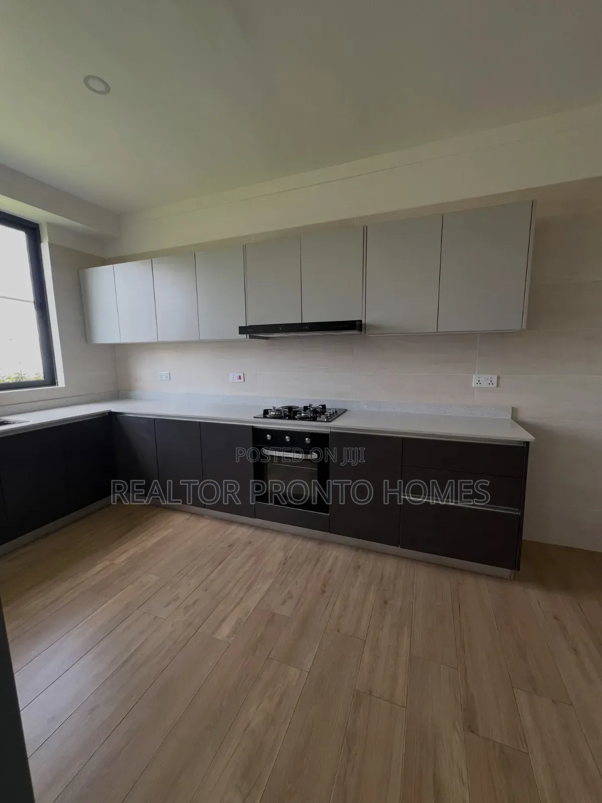 4bdrm Townhouse/Terrace in Ongata Rongai, Maasai Lodge for sale