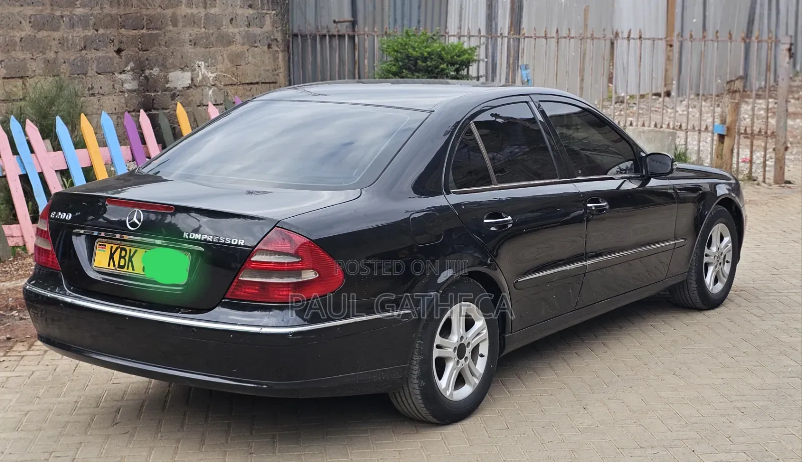 Mercedes-Benz E200 2005 Black